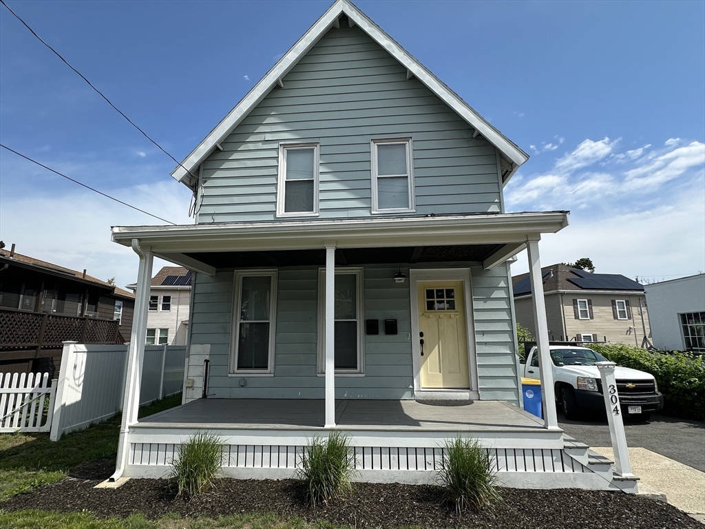 304 Main Street, Unit 2 Winthrop, MA 02152 - Photo 8 of 9