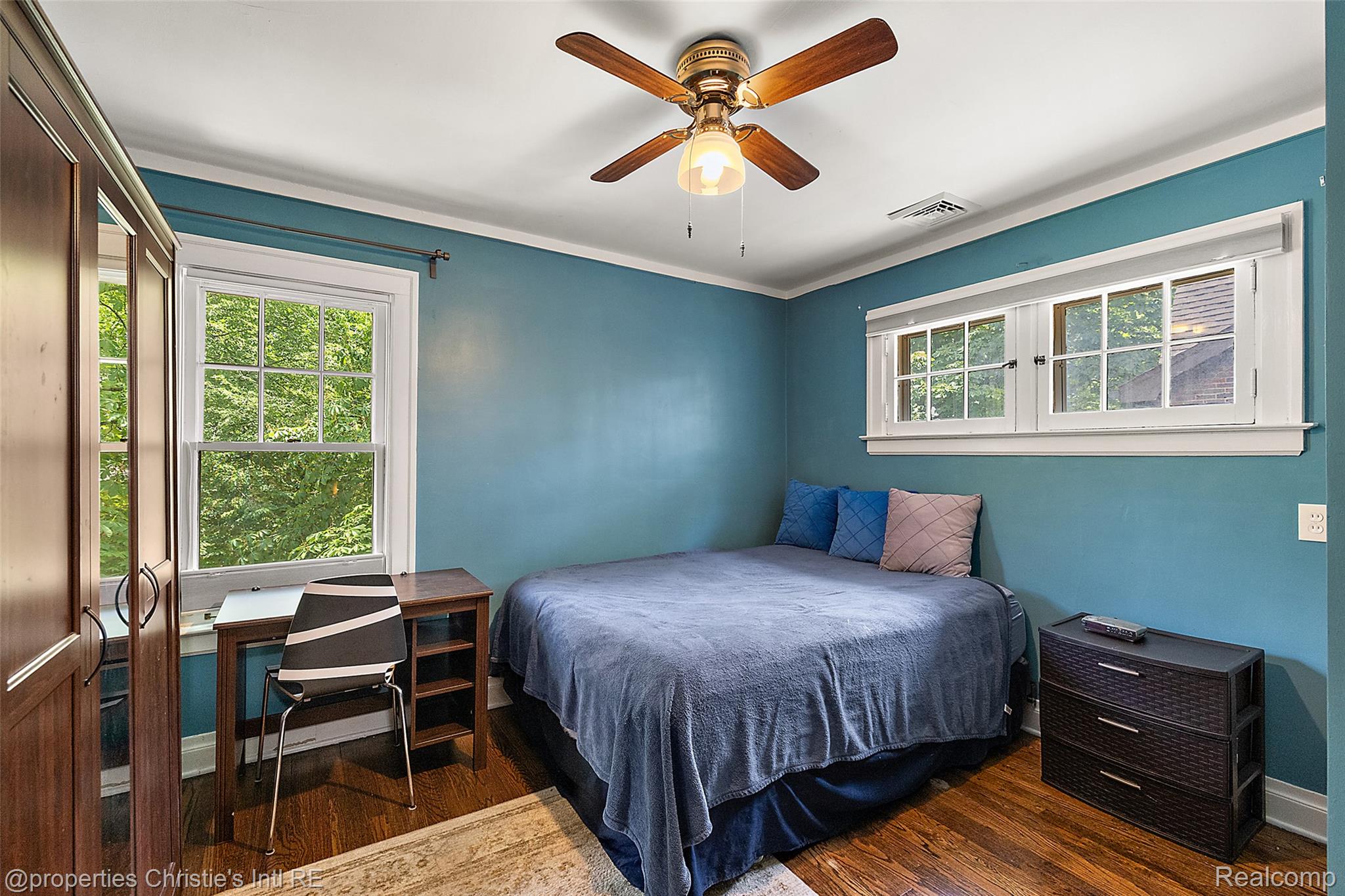 1251 Bishop Road Grosse Pointe, MI 48230 - Photo 35 of 50 55-1251 Bishop -55.jpg