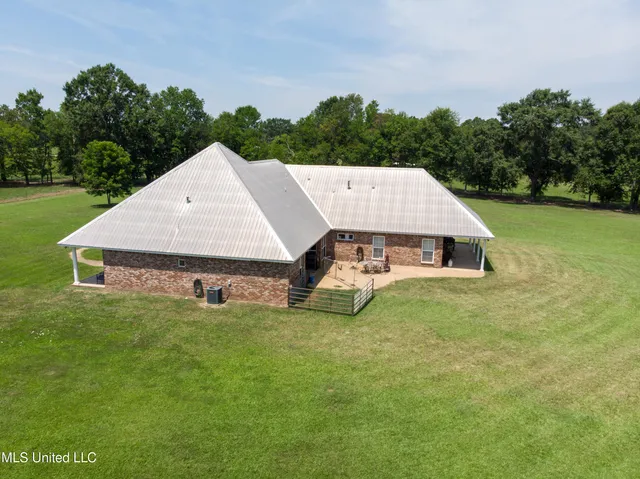 $799,000 | 3148 Volley Campbell Road, Terry, MS 39170