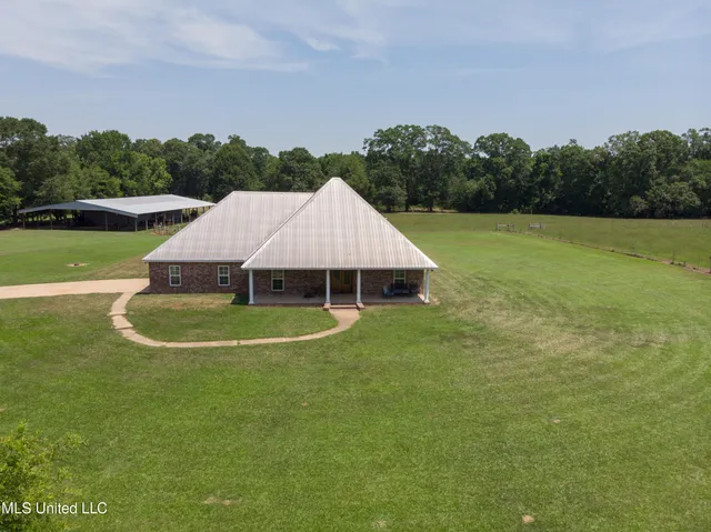 $799,000 | 3148 Volley Campbell Road, Terry, MS 39170