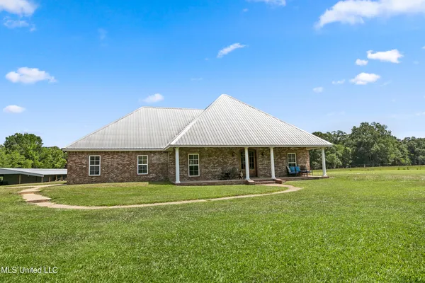 $799,000 | 3148 Volley Campbell Road, Terry, MS 39170
