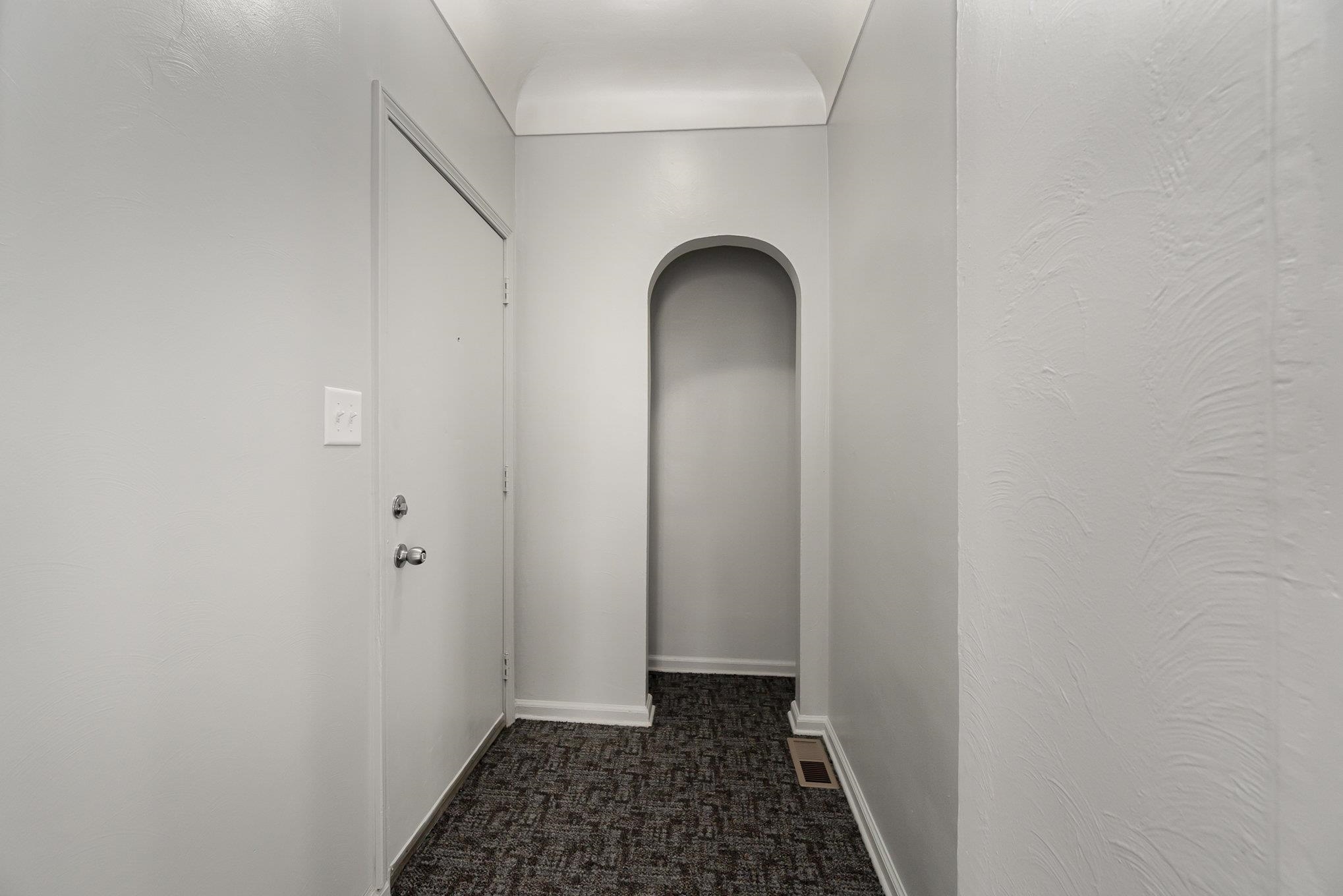 415 10th Street Bay City, MI 48708 - Photo 5 of 24 Gallery Image 5