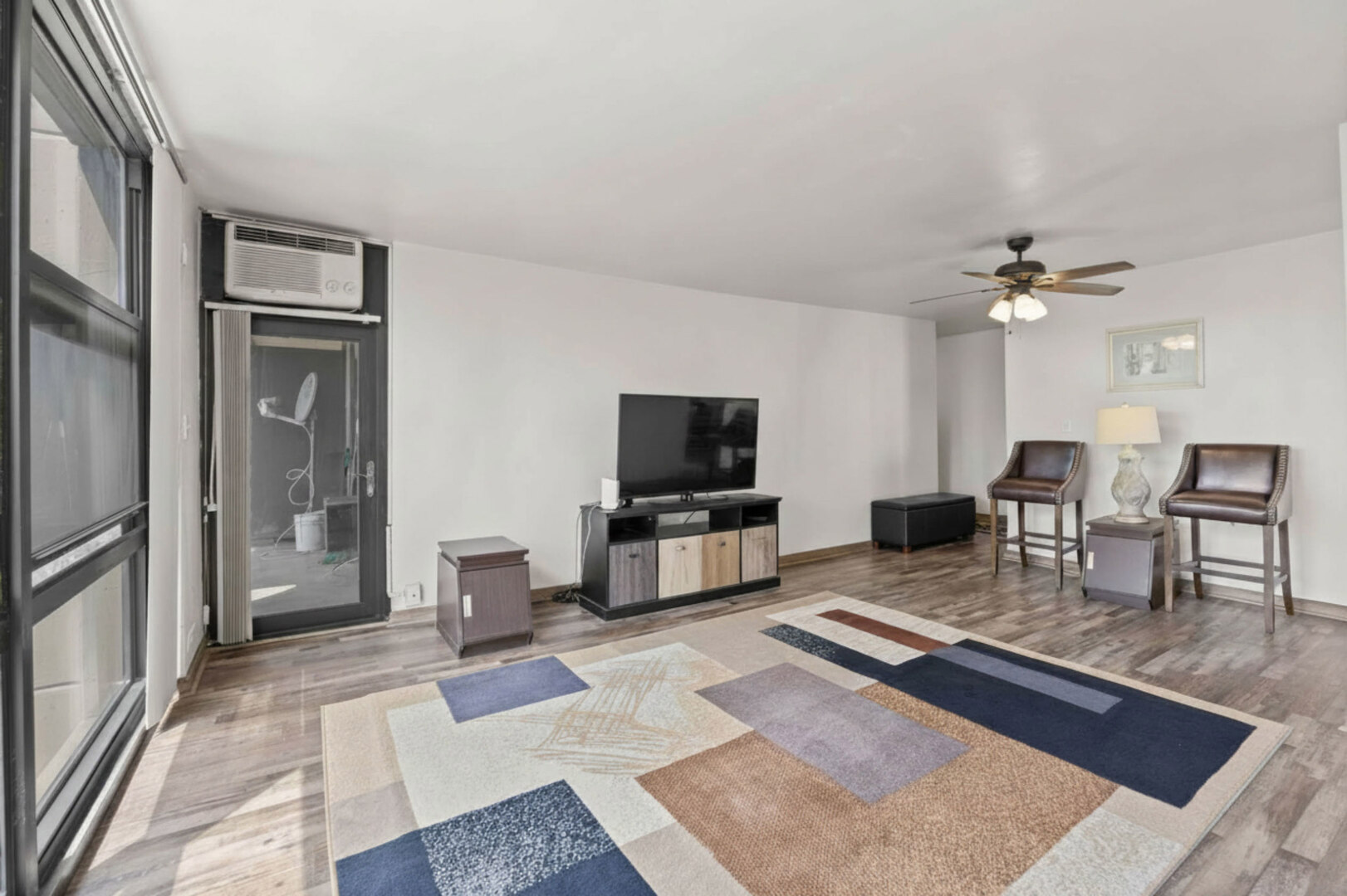 2605 South Indiana Avenue, Unit 1007 Chicago, IL 60616 - Photo 6 of 22