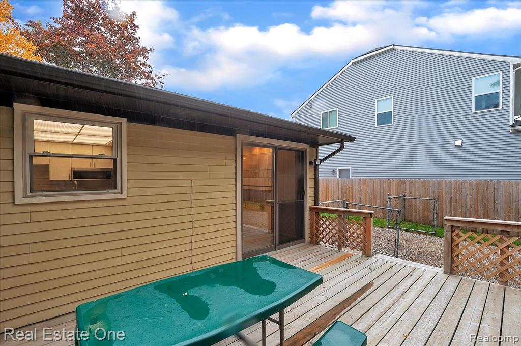 2550 Longview Avenue Rochester Hills, MI 48307 - Photo 33 of 40