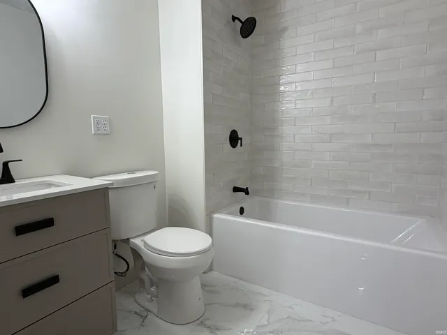 $349,900 | 7649 East 850 South, Amboy, IN 46911