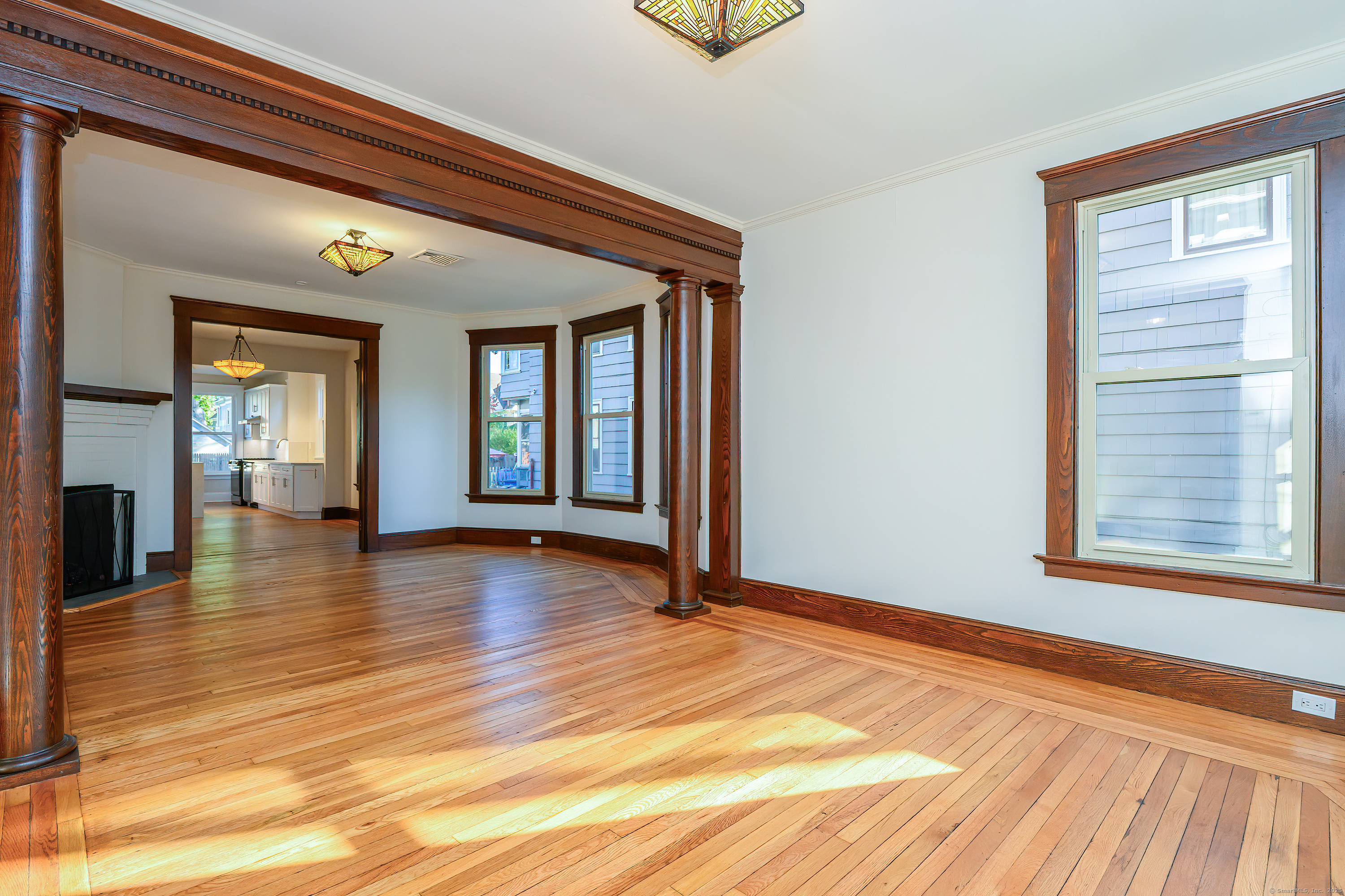 27 Hubinger Street, Unit 1 New Haven, CT 06511 - Photo 11 of 36 a view of an entryway of a house