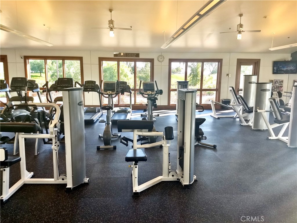 11265 Runyan Road Beaumont, CA 92223 - Photo 123 of 138 a view of a room with gym equipment