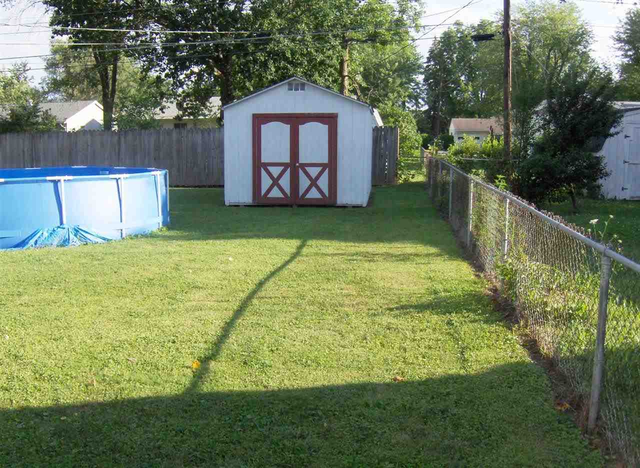 2916 South Cherokee Road Muncie, IN 47302 - Photo 3 of 12 Gallery Image 3
