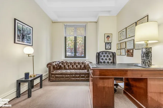$799,000 | 180 East 79th Street, Unit 1B | Upper East Side