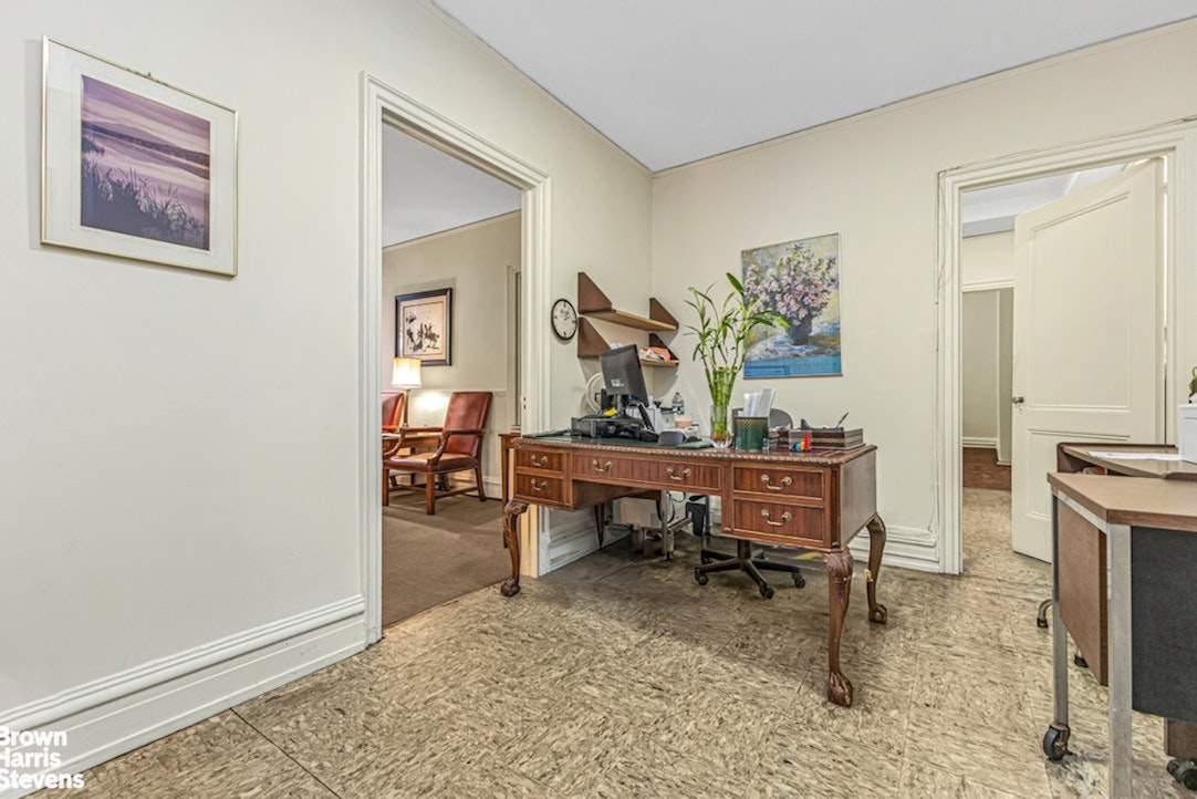180 East 79th Street, Unit 1B Manhattan, NY 10075 - Photo 5 of 11