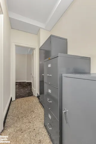 $799,000 | 180 East 79th Street, Unit 1B | Upper East Side