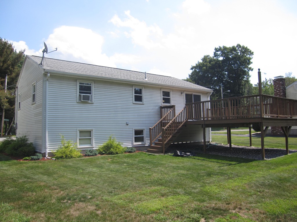 43 Hapgood Road Worcester, MA 01605 - Photo 3 of 23 Gallery Image 3