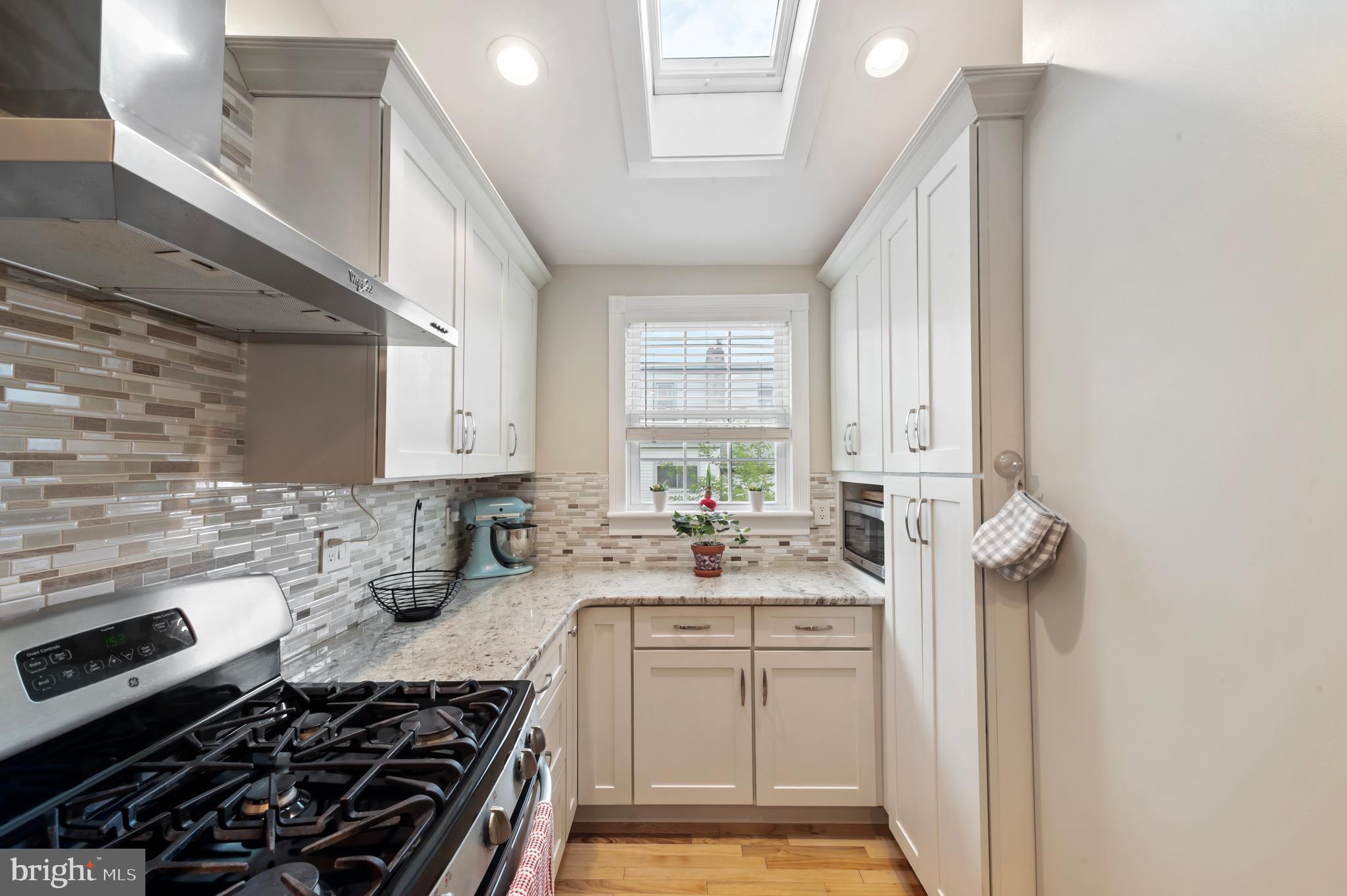 116 Oakley Road Upper Darby, PA 19082 - Photo 15 of 31 Kitchen with opening skylight