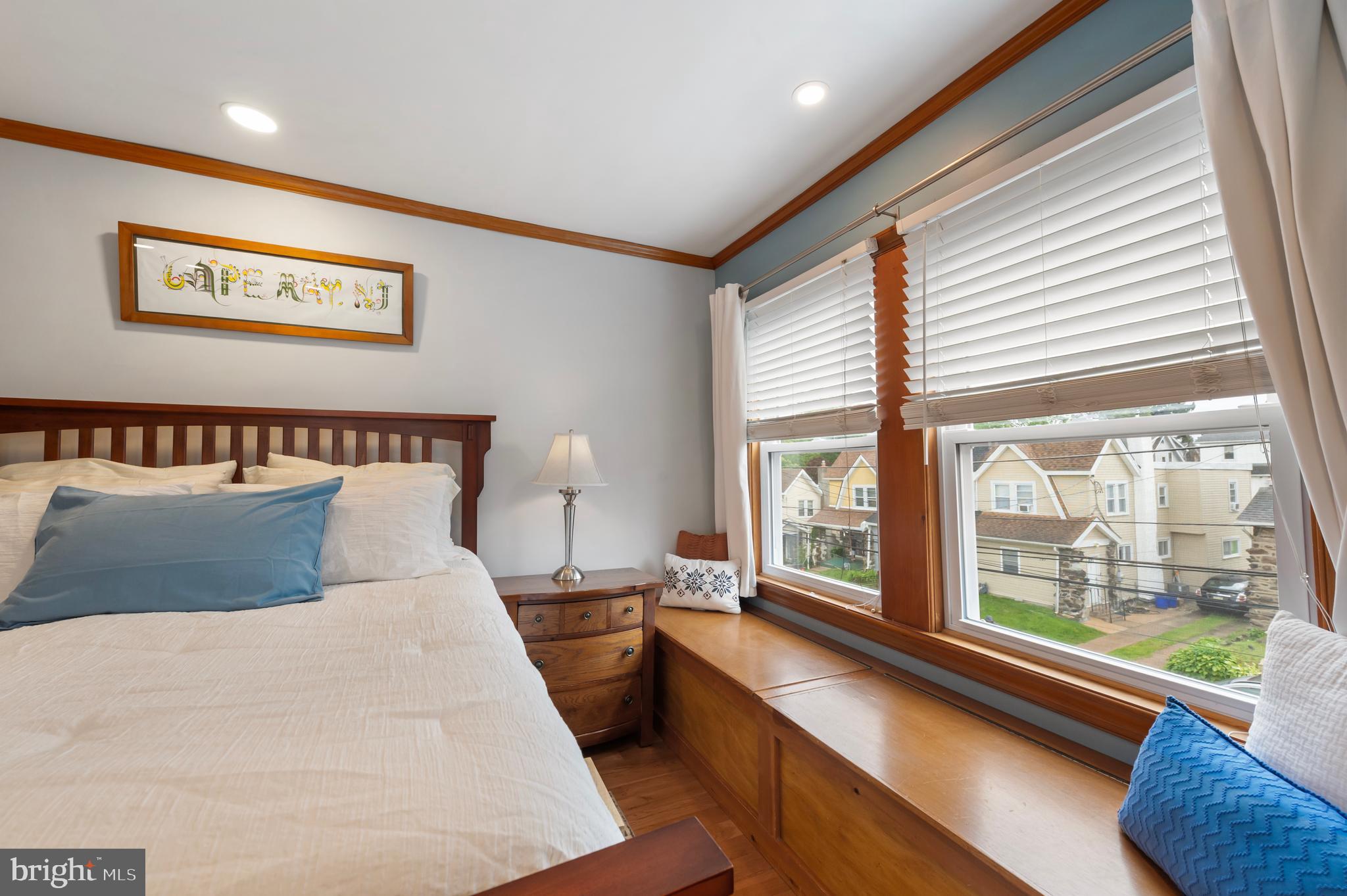116 Oakley Road Upper Darby, PA 19082 - Photo 24 of 31 Primary Bedroom