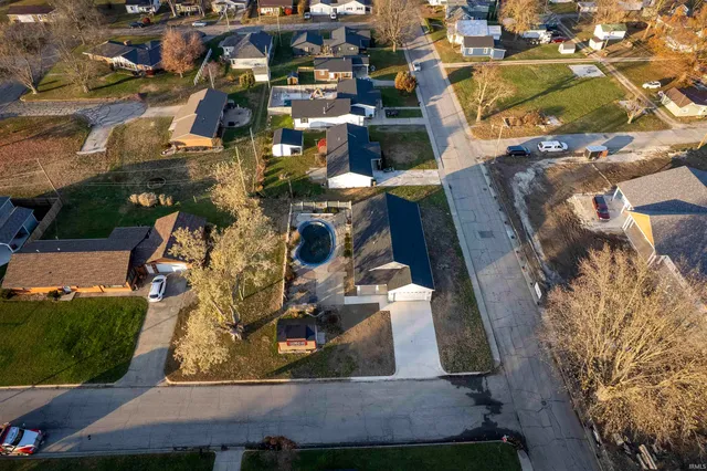 $259,900 | 2 Crestwood Drive, Winchester, IN 47394