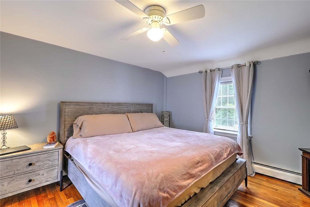 34 Central Street Bristol, RI 02809 - Photo 26 of 38 Second floor bedroom