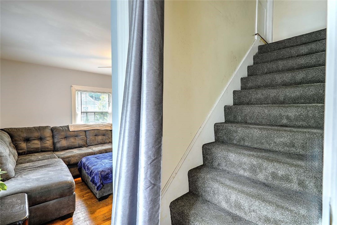 34 Central Street Bristol, RI 02809 - Photo 33 of 38 third level stairs