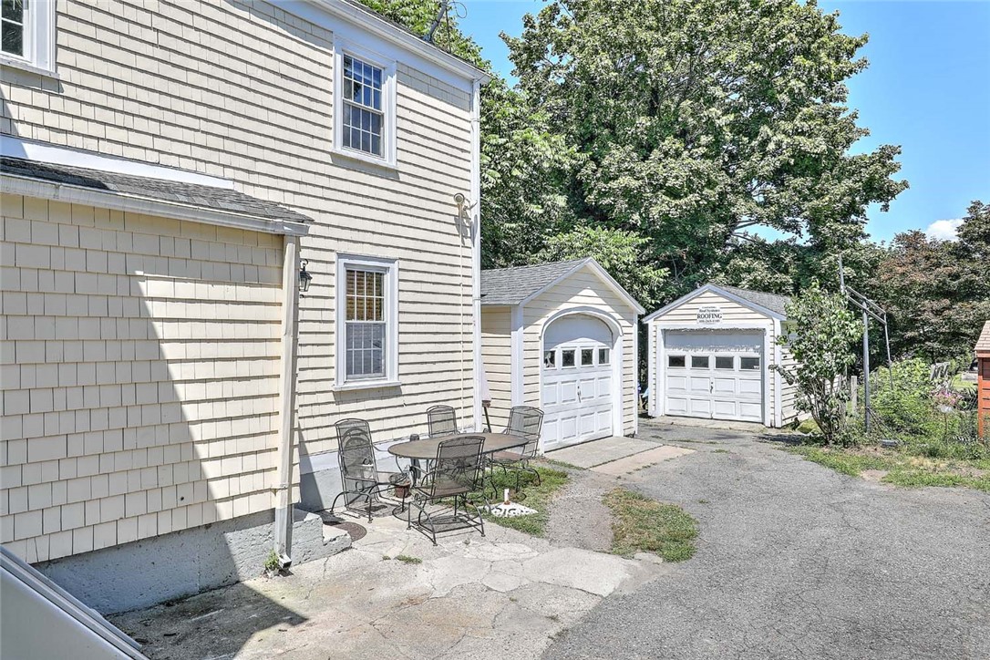 34 Central Street Bristol, RI 02809 - Photo 5 of 38 Rear entrance of structure