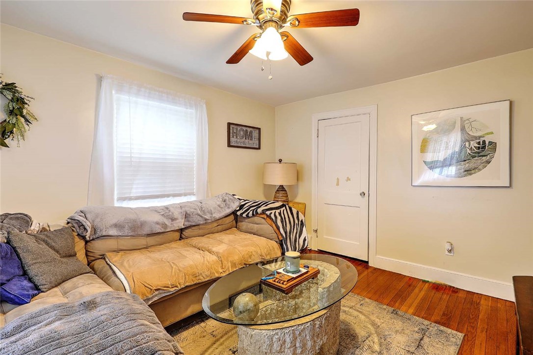 34 Central Street Bristol, RI 02809 - Photo 8 of 38 First Floor living room