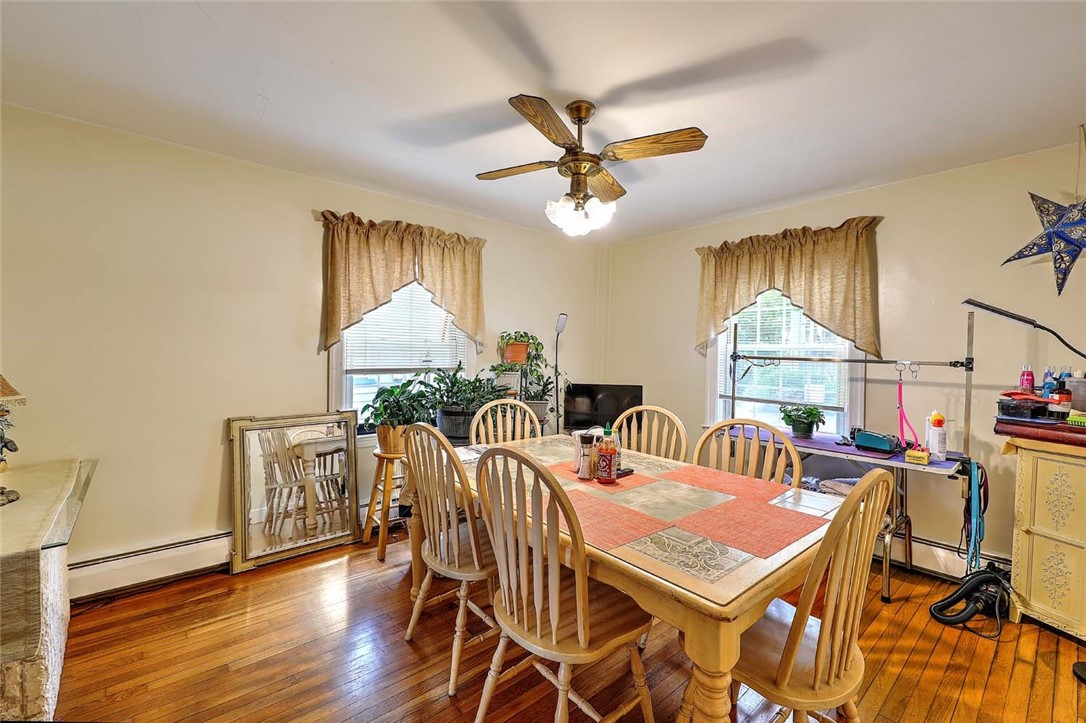 34 Central Street Bristol, RI 02809 - Photo 9 of 38 First Floor apartment