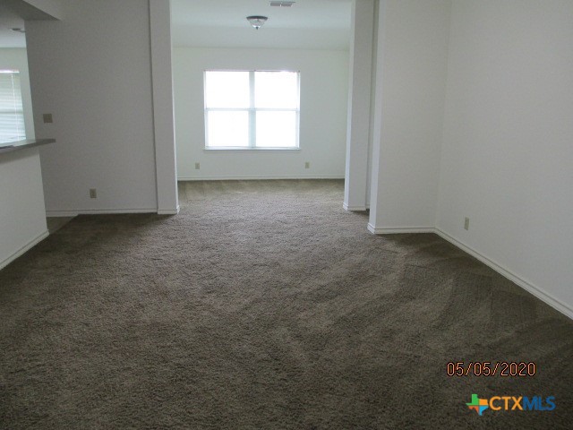 103 Evan Circle Victoria, TX 77901 - Photo 9 of 22 an empty room with a window