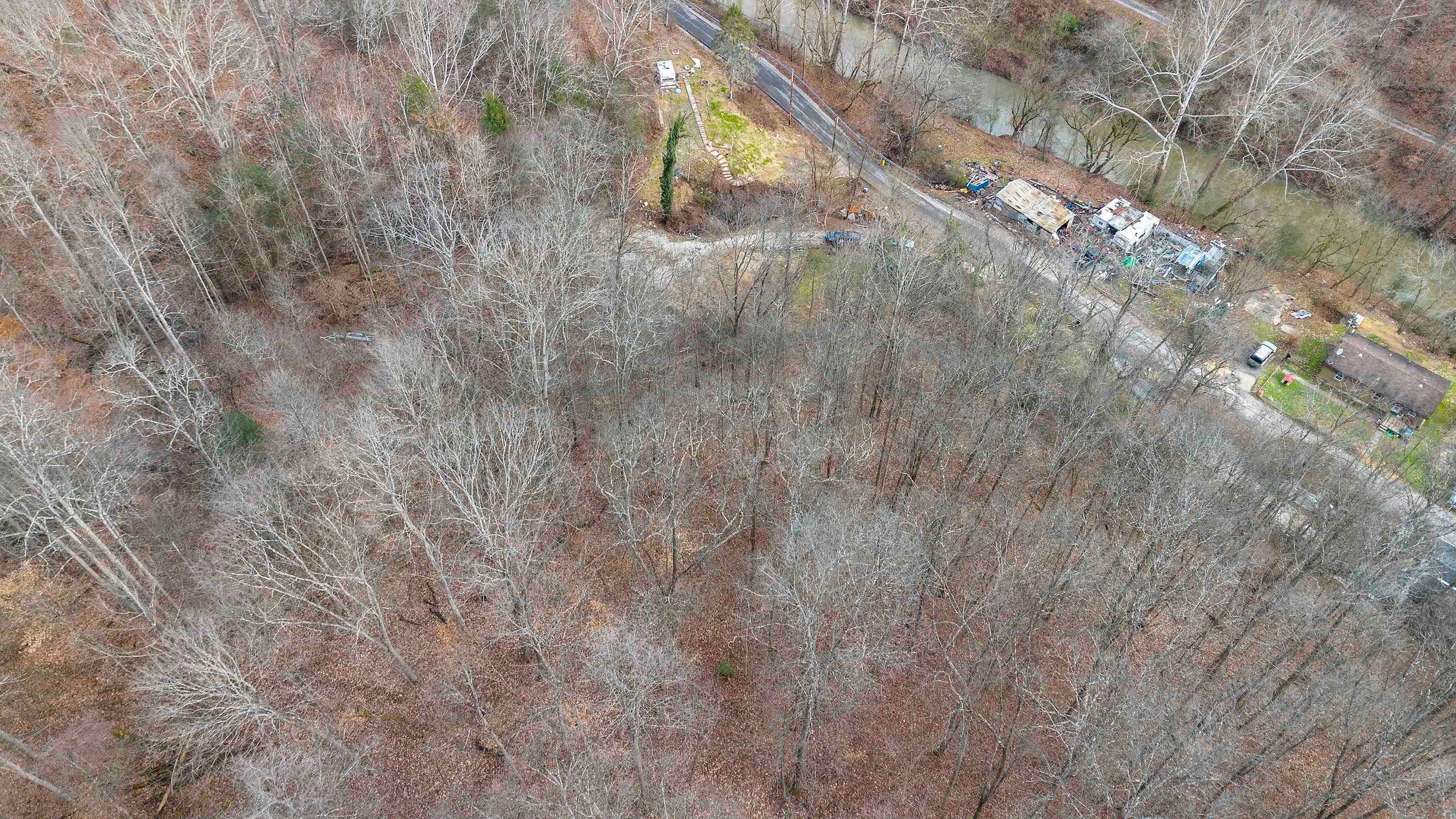 6798 Little Sandy Road Elkview, WV 25071 - Photo 8 of 10 Gallery Image 8