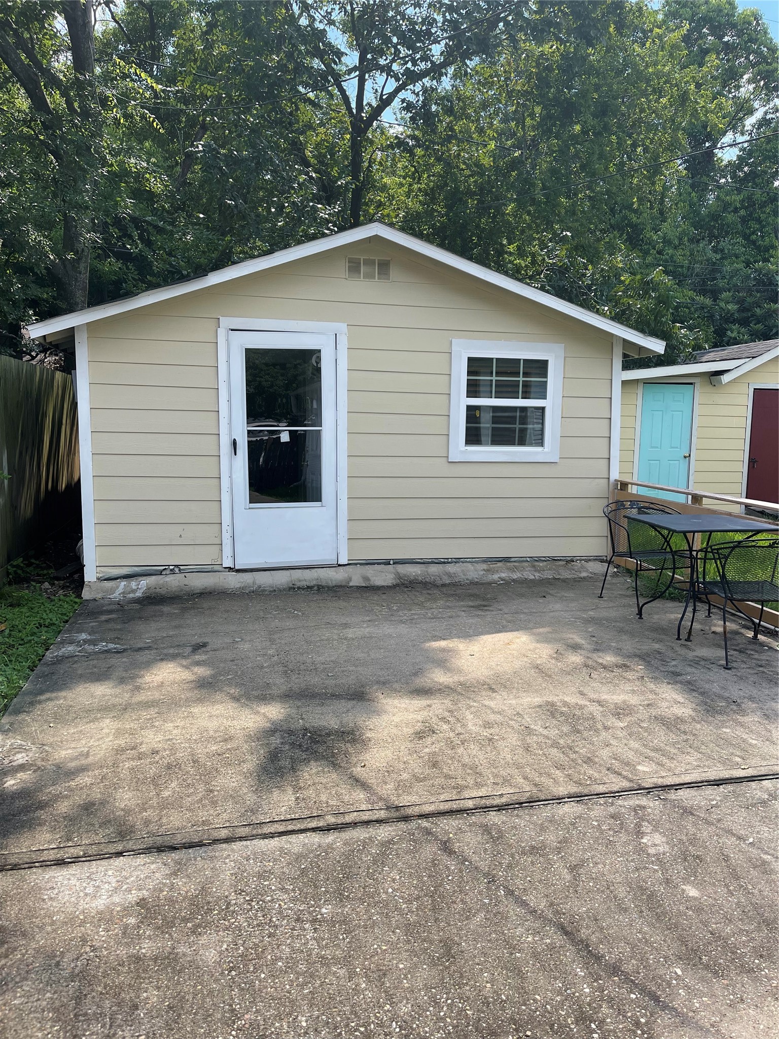 1472 1/2 Godwin Street Houston, TX 77023 - Photo 2 of 9