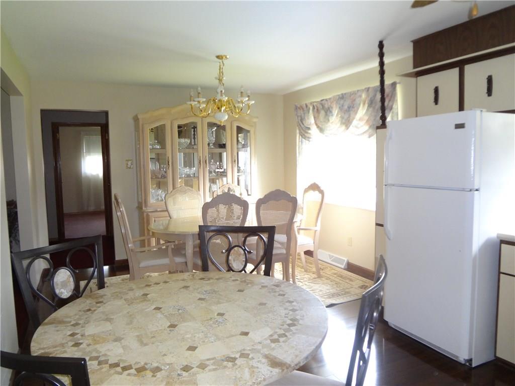 184 Ridgeview Drive Aliquippa, PA 15001 - Photo 11 of 23 Dining Room from Kitchen