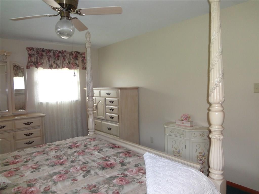 184 Ridgeview Drive Aliquippa, PA 15001 - Photo 15 of 23 Master Bedroom