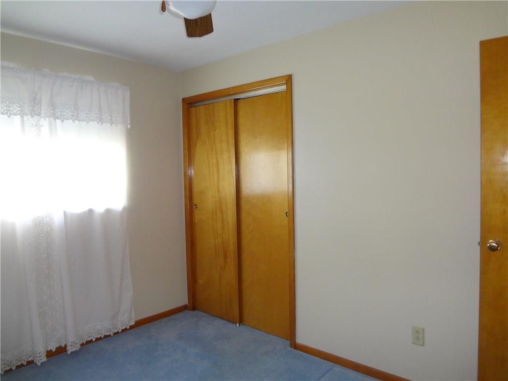 184 Ridgeview Drive Aliquippa, PA 15001 - Photo 19 of 23 3rd Bedroom