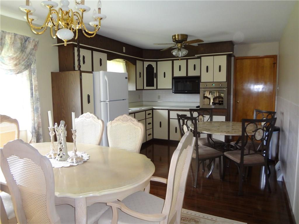 184 Ridgeview Drive Aliquippa, PA 15001 - Photo 4 of 23 Eat-In-Kitchen and Dining Room
