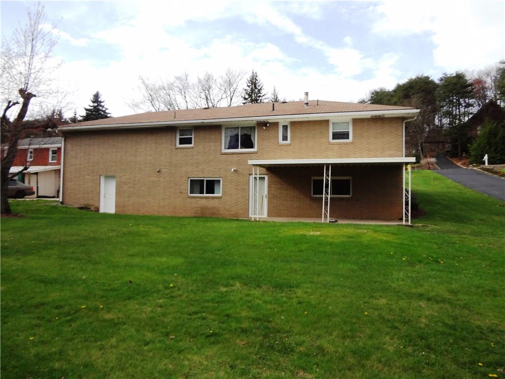 184 Ridgeview Drive Aliquippa, PA 15001 - Photo 9 of 23 Gallery Image 9