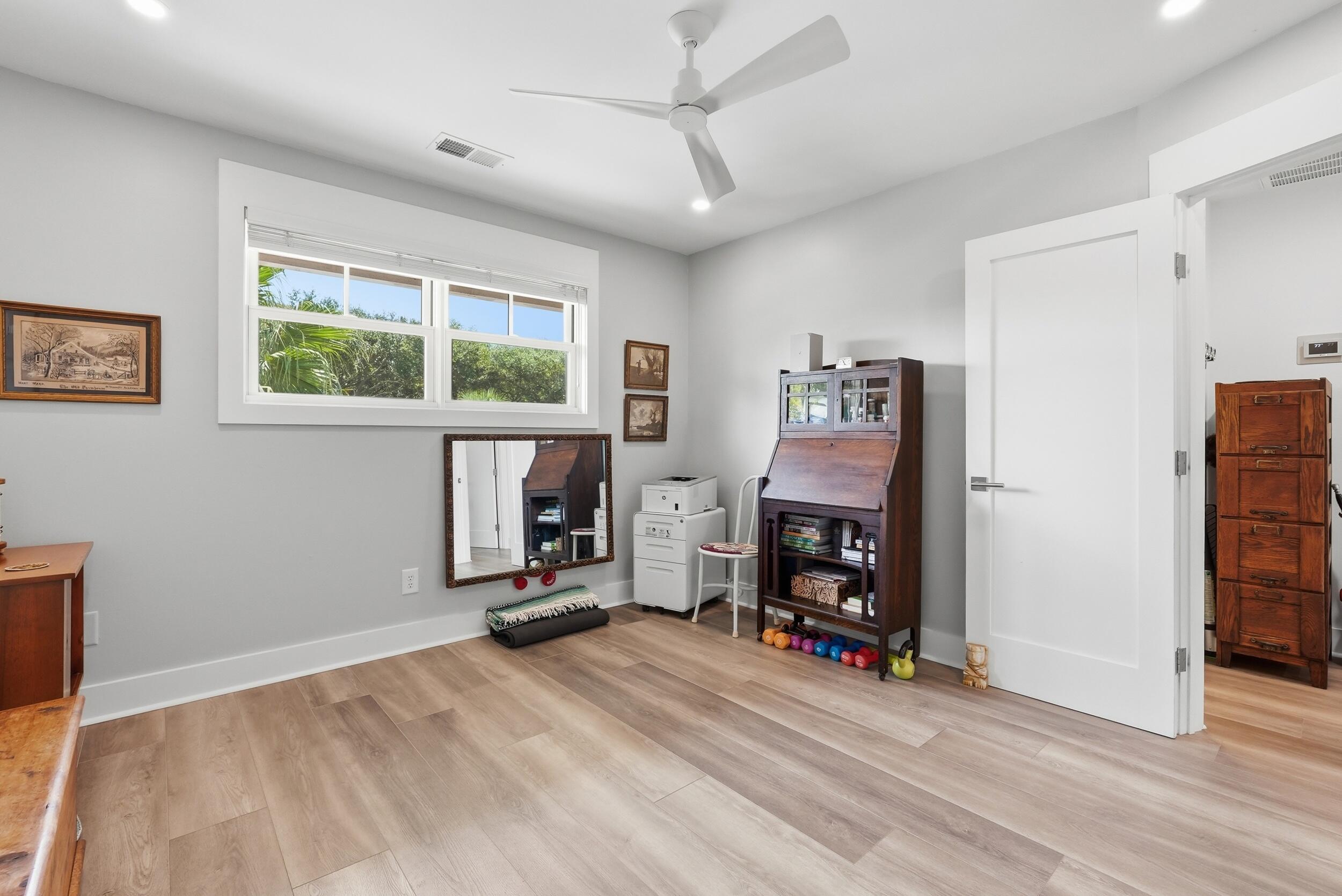 711 Center Street Mount Pleasant, SC 29464 - Photo 15 of 22 13_dsc06283