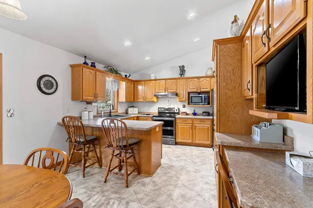 $429,900 | 1615 Shallow Creek Court, Green Bay, WI 54313