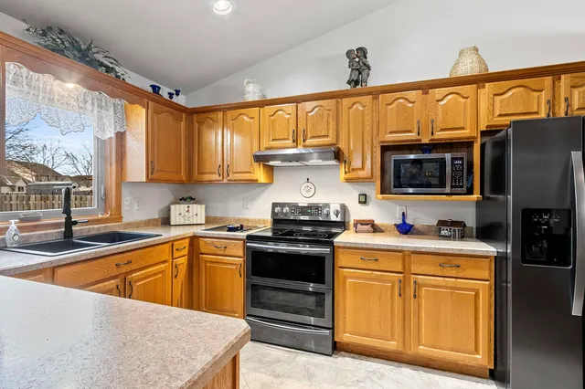 $429,900 | 1615 Shallow Creek Court, Green Bay, WI 54313