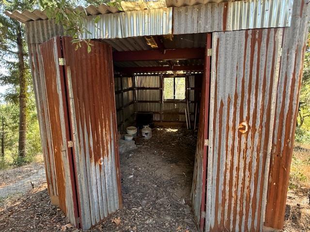 105 Silverline Road Morgan Hill, CA 95037 - Photo 13 of 34 a view of a backyard of the house