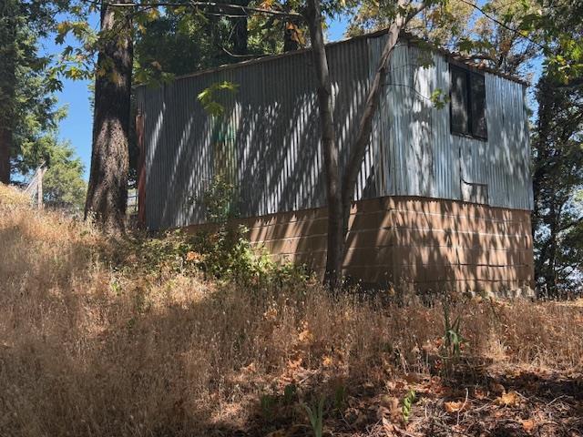 105 Silverline Road Morgan Hill, CA 95037 - Photo 10 of 34 a view of a yard with lots of plants and trees