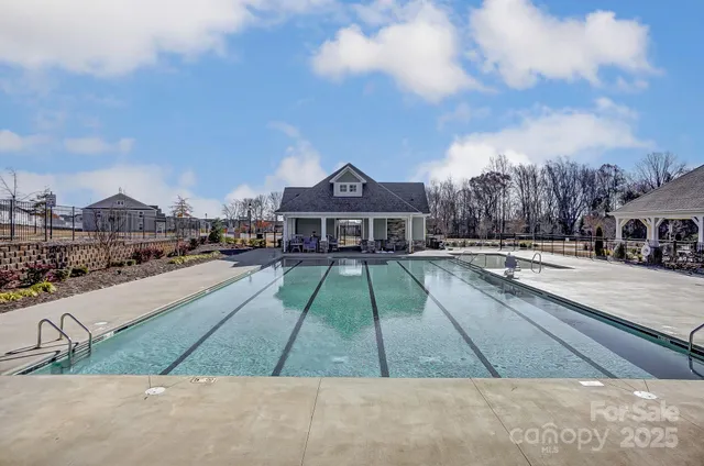 $369,990 | 3930 Cheyney Park Drive, Charlotte, NC 28269