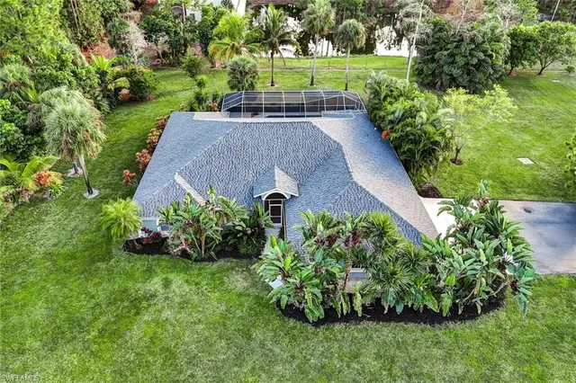 $1,585,000 | 3332 White Boulevard, Naples, FL 34117