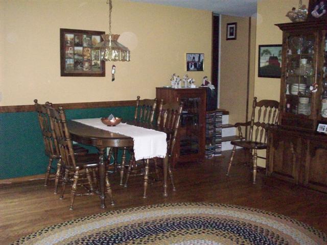 193 Bridges Road Williamstown, MA 01267 - Photo 5 of 7 Dining
