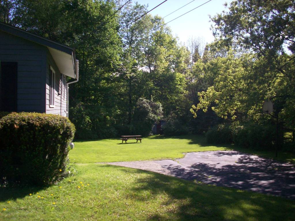 193 Bridges Road Williamstown, MA 01267 - Photo 7 of 7 side yard