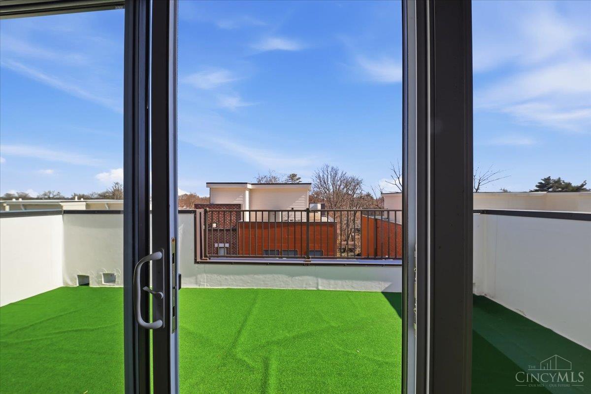 3912 Edwards Road Cincinnati, OH 45209 - Photo 56 of 70
