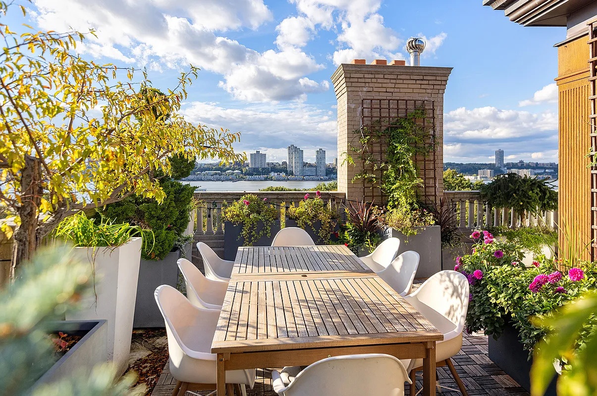 25 Riverside Drive Manhattan, NY 10023 - Photo 26 of 39