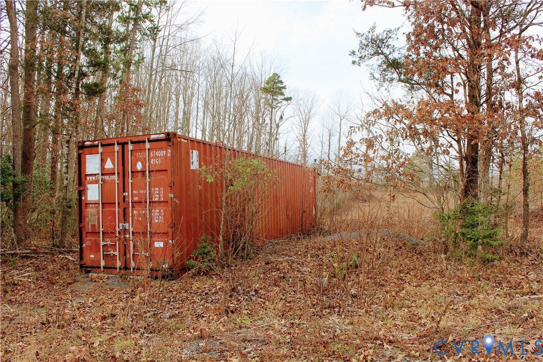 0 Cartersville Road New Canton, VA 23123 - Photo 48 of 49 a view of a backyard with large trees