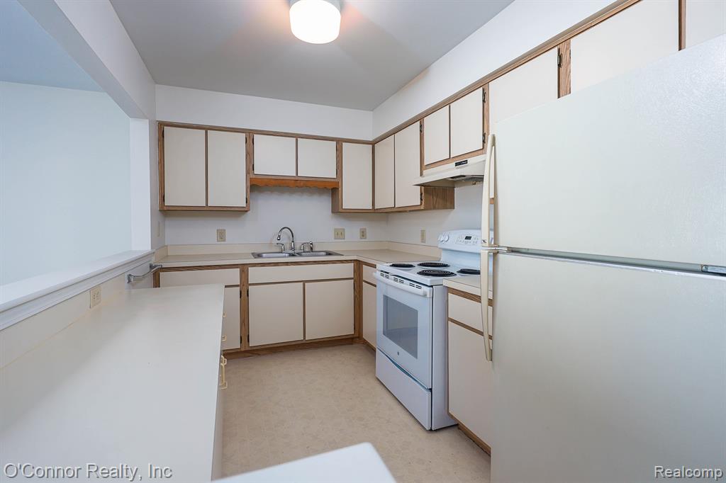 1660 River Road, Unit 53 Marysville, MI 48040 - Photo 14 of 31