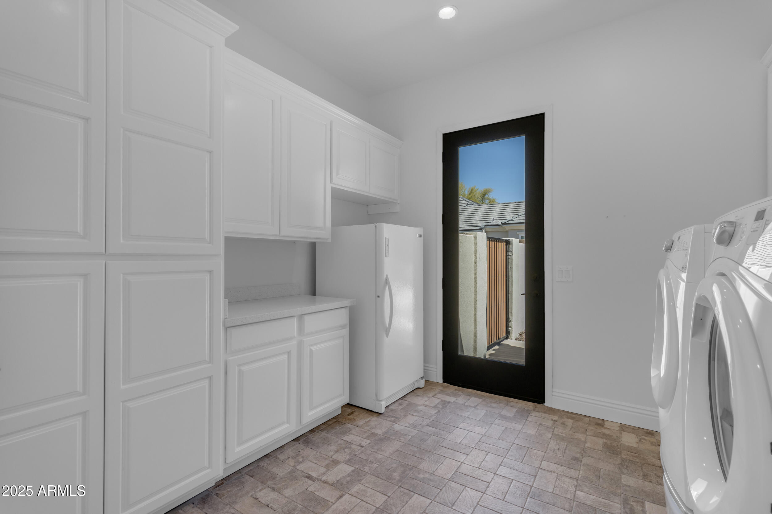 2820 Page Court Gilbert, AZ 85234 - Photo 64 of 109 85_232_a4m_mr