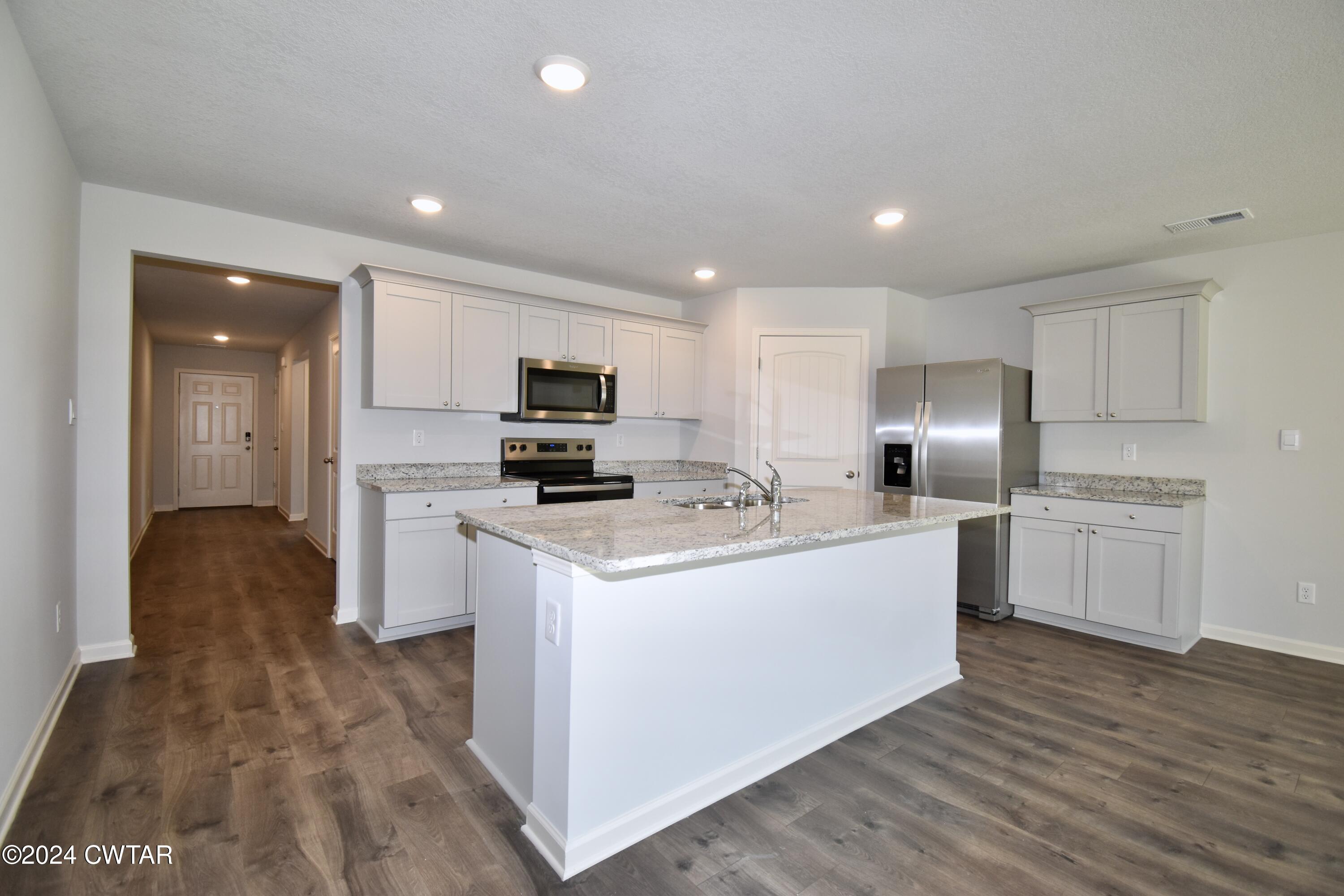 6 Vintage Grove Road Jackson, TN 38305 - Photo 2 of 17 Kitchen