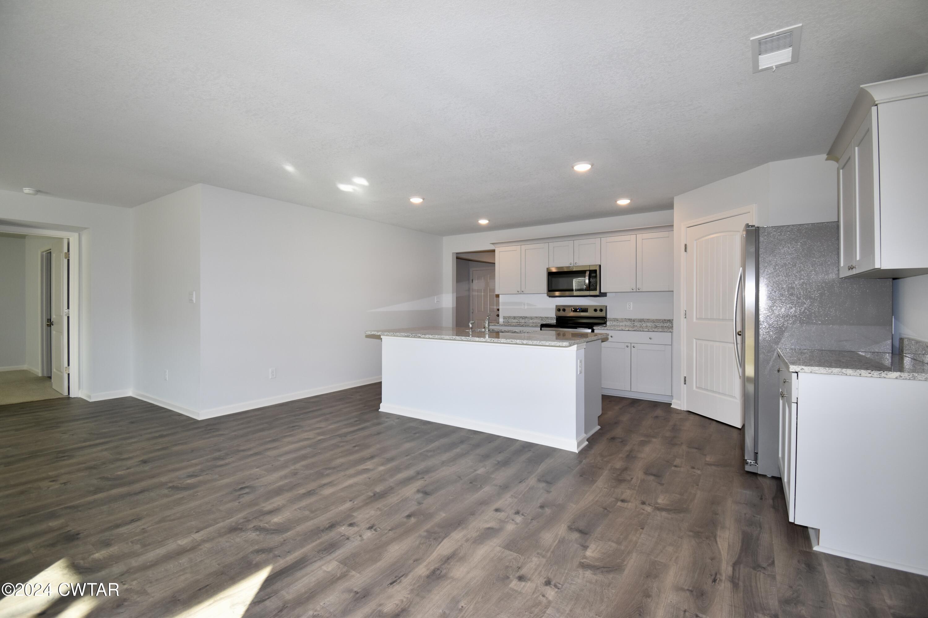 6 Vintage Grove Road Jackson, TN 38305 - Photo 4 of 17 Kitchen