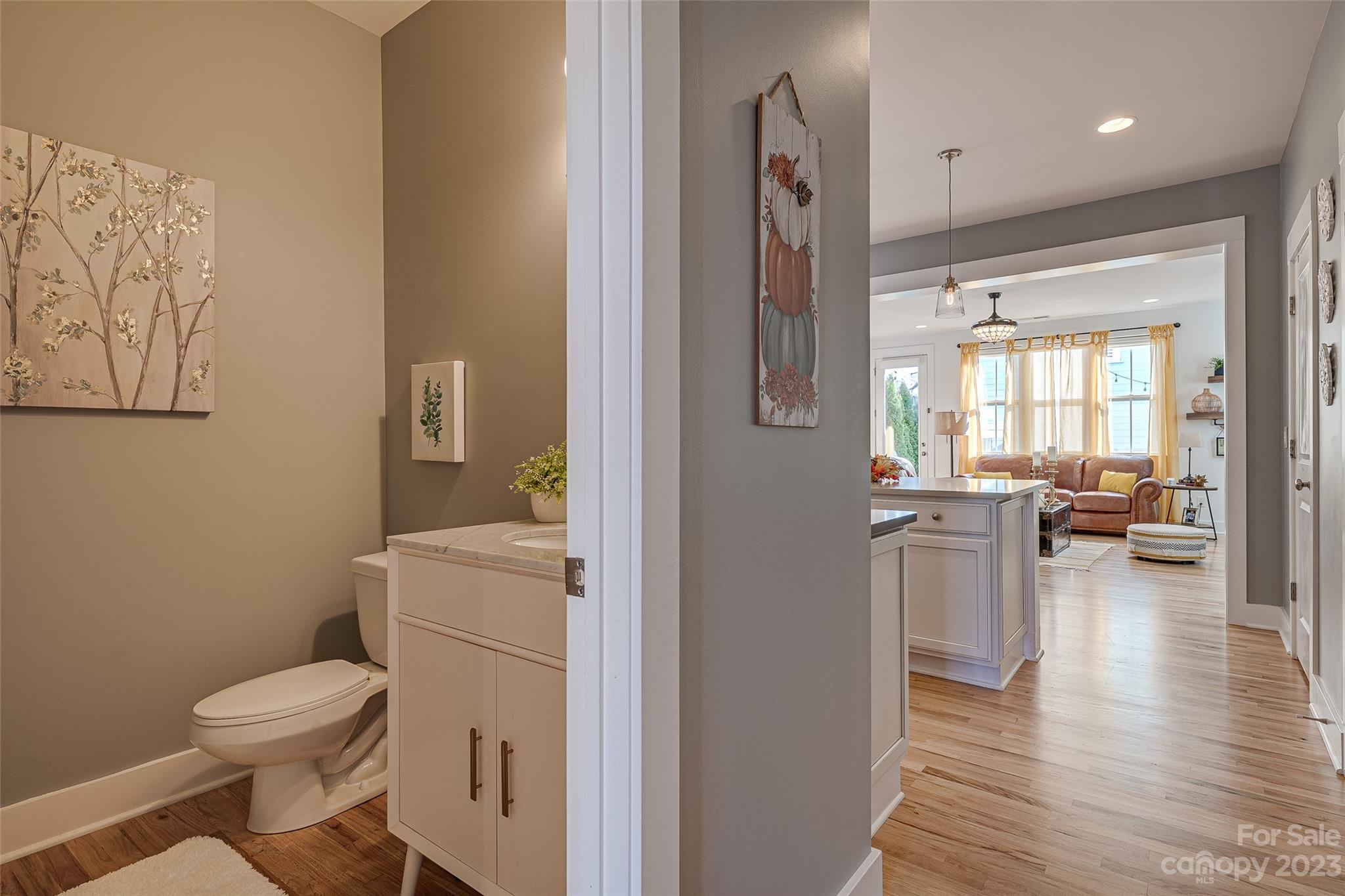 664 Bluff Loop Road Rock Hill, SC 29730 - Photo 6 of 26 a bathroom with a toilet sink and tub