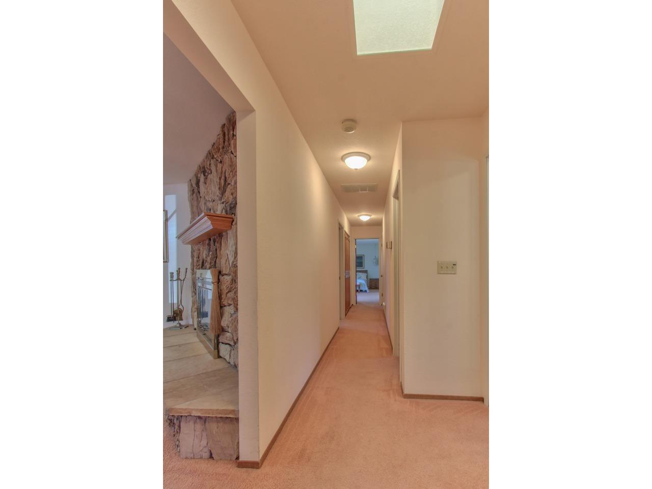 18362 Meadow Ridge Road Salinas, CA 93907 - Photo 21 of 41 Gallery Image 21